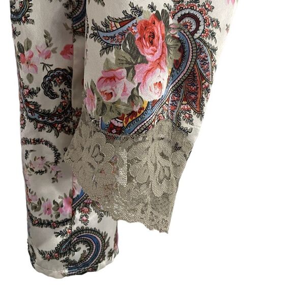 Vintage Victoria’s Secret Pajama Top Blouse Silky Lace Paisley Print Size Medium - Picture 3 of 4
